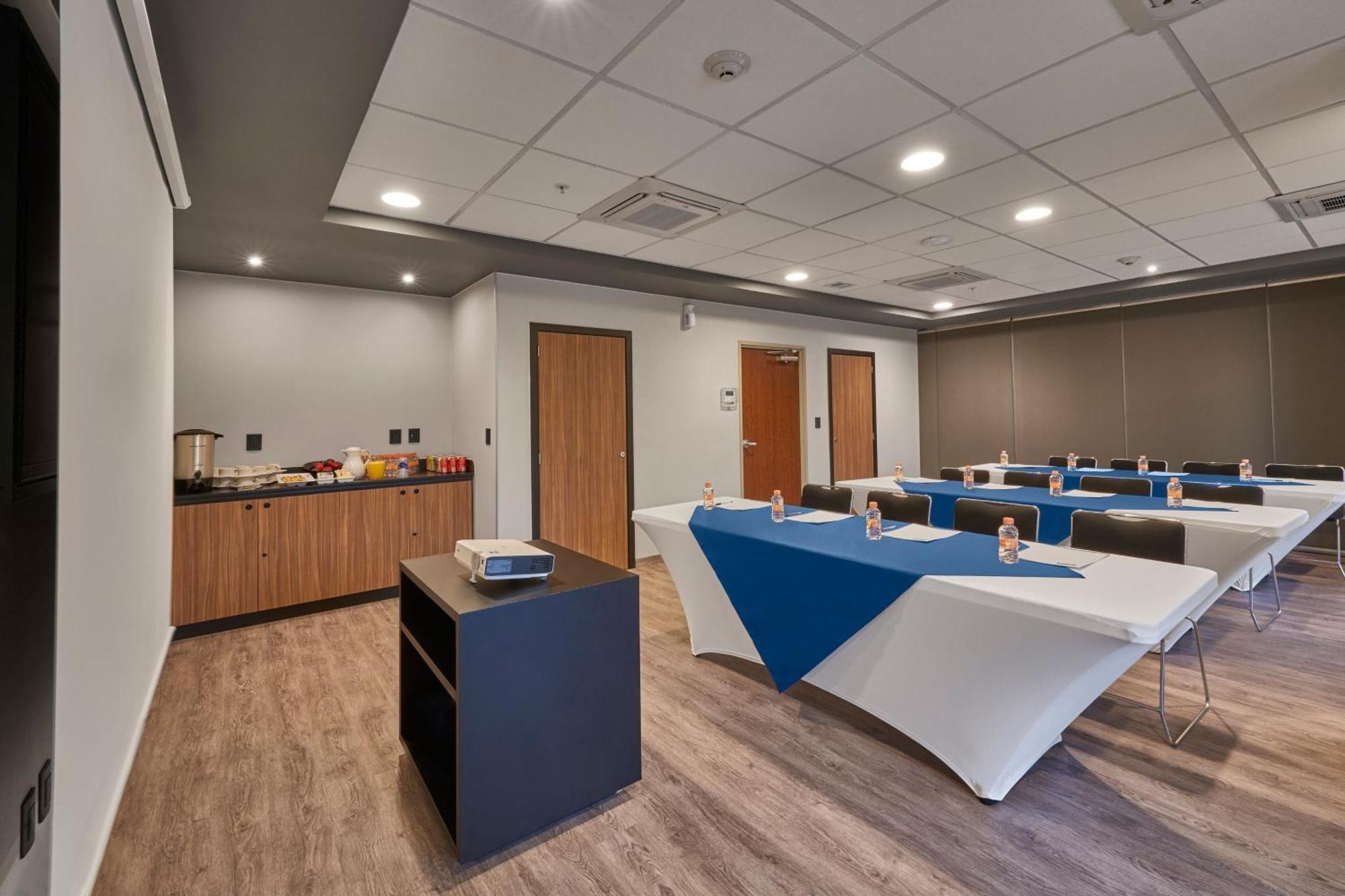 City Express Plus By Marriott Cali Colombia المظهر الخارجي الصورة