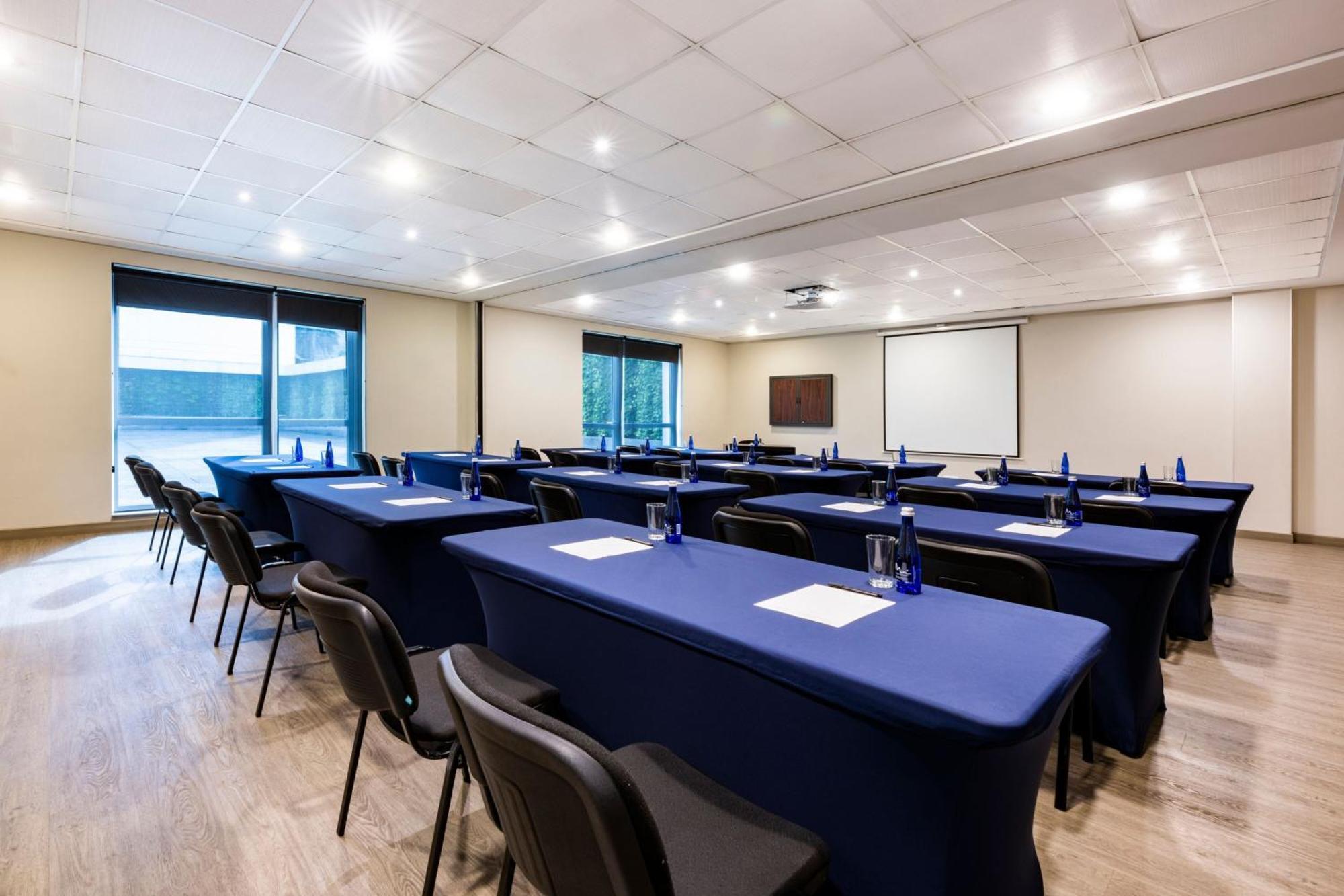 City Express Plus By Marriott Cali Colombia المظهر الخارجي الصورة
