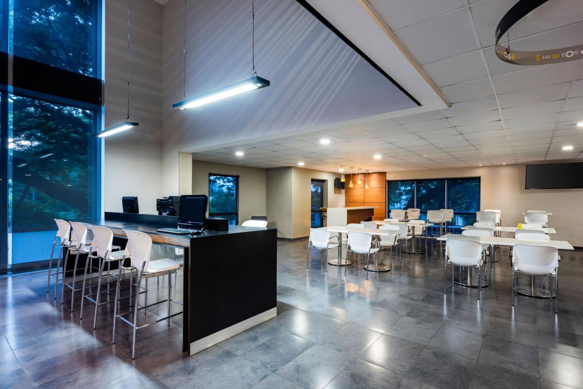 City Express Plus By Marriott Cali Colombia المظهر الخارجي الصورة
