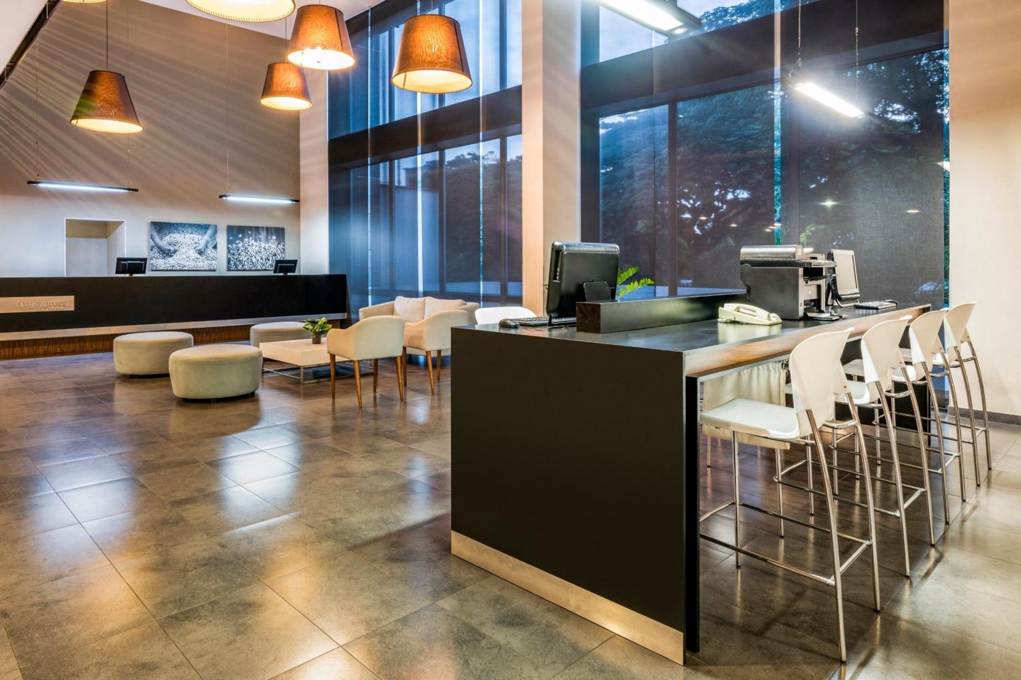 City Express Plus By Marriott Cali Colombia المظهر الخارجي الصورة
