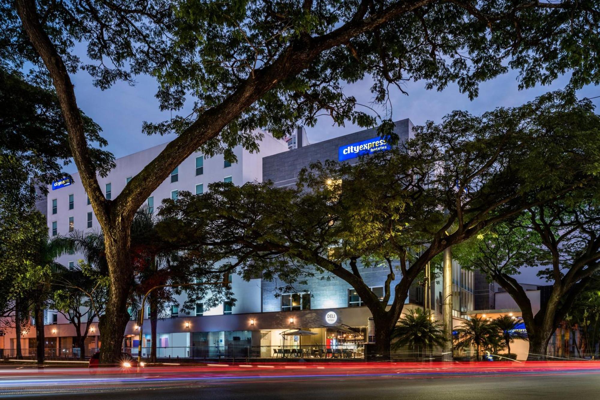 City Express Plus By Marriott Cali Colombia المظهر الخارجي الصورة